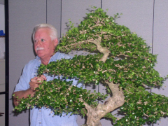 rs-09-ernie-with-phils-tree-3